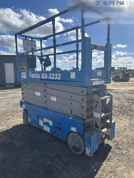 2017 Genie GS-3232 Standard