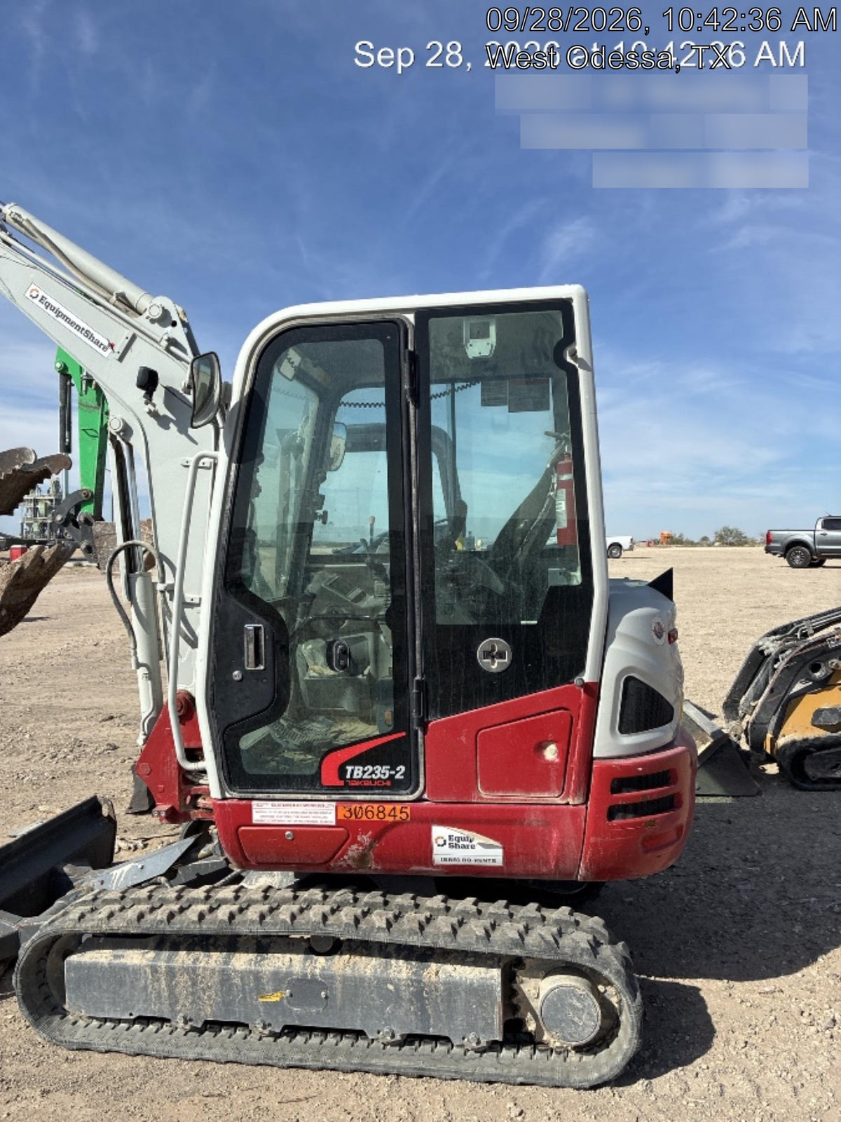 2023 TAKEUCHI TB235-2CR