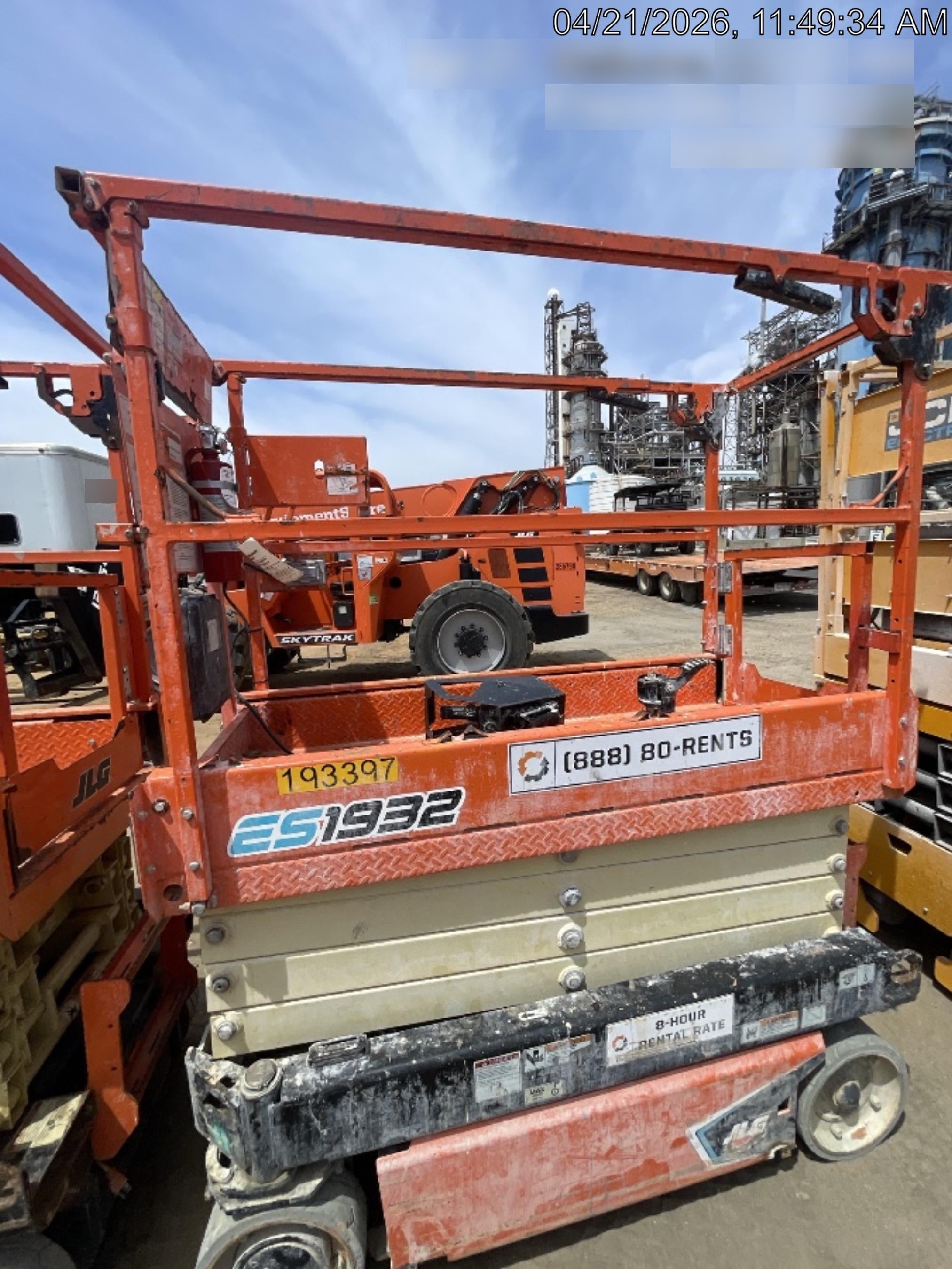 2021 JLG ES1932