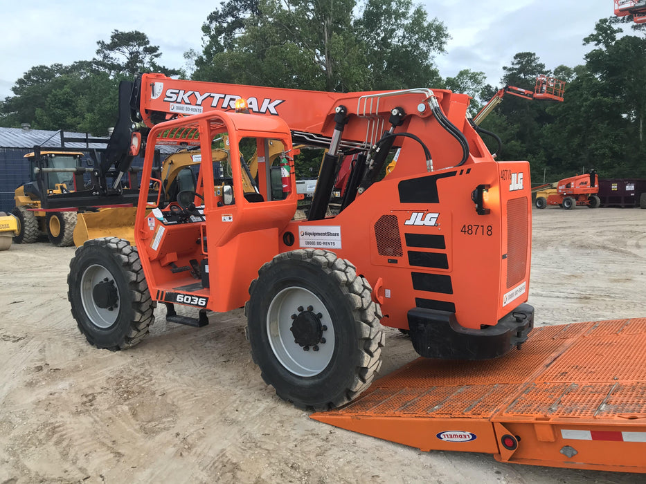 2019 Skytrak 6036 Canopy, Solid Tires, LED Work Lights, Beacon w/72" Carriage, 48" Pallet Forks