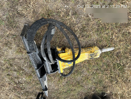 2015 CASE Grapple Bucket Skid Steer - Case