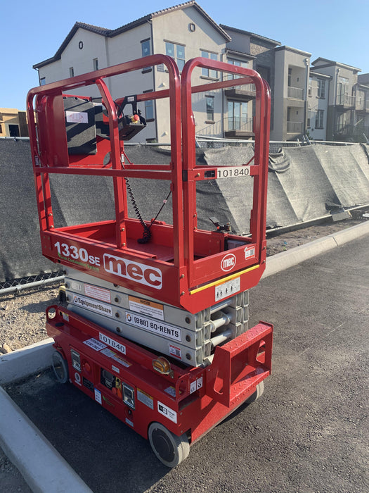 2020 MEC 1330SE Solid NM Tires, Steel Swing out Doors, LCS, Beacon, 900W Invertor