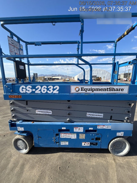 2023 GENIE GS-2632