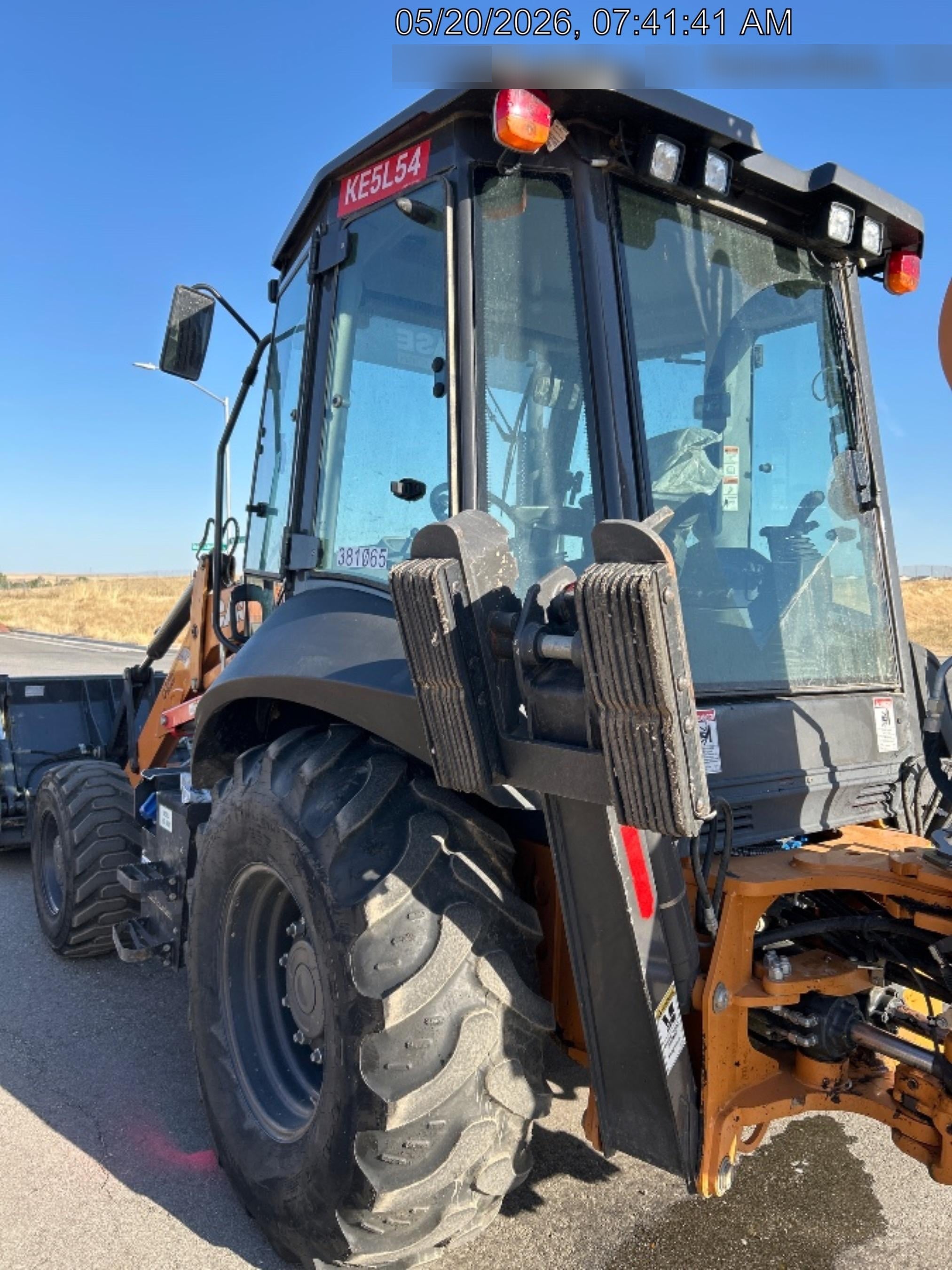 2024 CASE 580SV