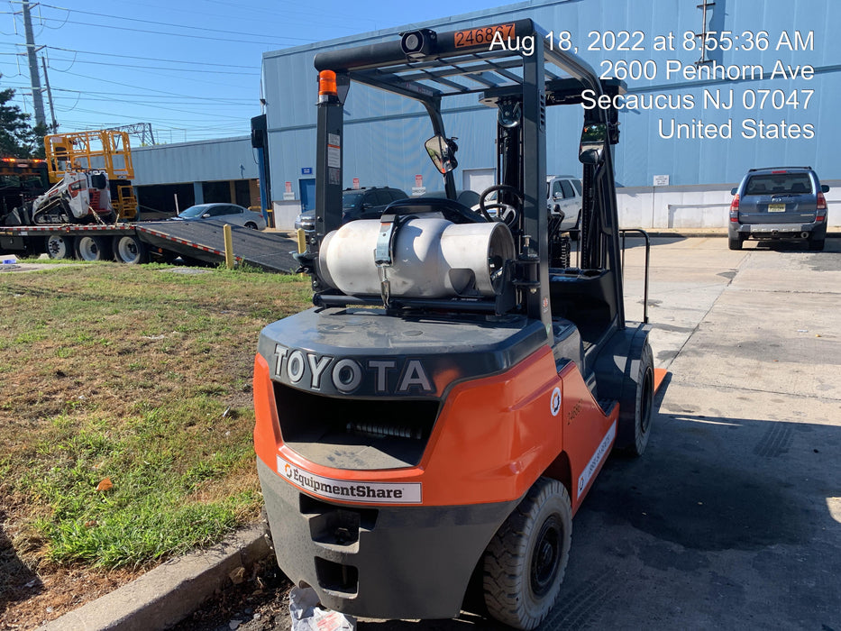 2022 TOYOTA 50-8FGU25