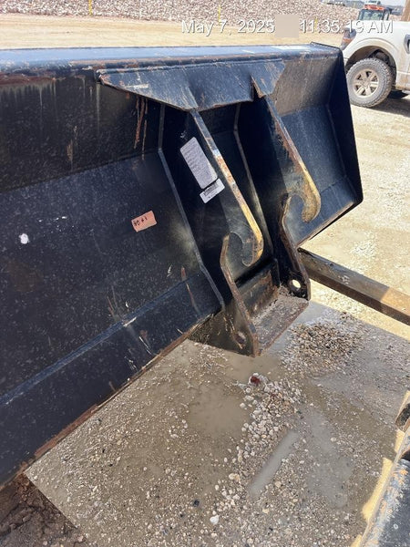 2017 SKYTRAK 70" Bucket, Telehandler 6k-7k