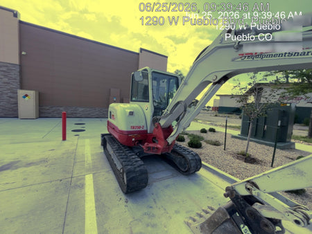 2022 TAKEUCHI TB250-2CR