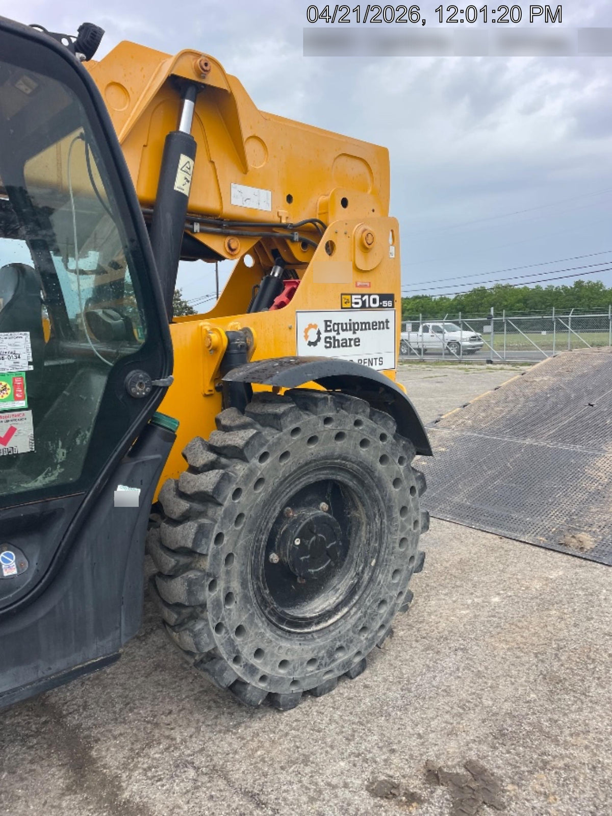 2019 JCB 510-56 74 HP w/CAB/HVAC, Beacon, Worklights, Aux Hydraulics, Solid Tires 66" Carriage/60" Forks