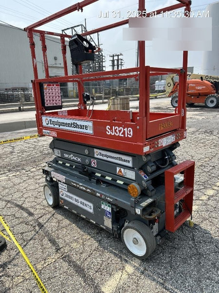 2021 SKYJACK SJ3219