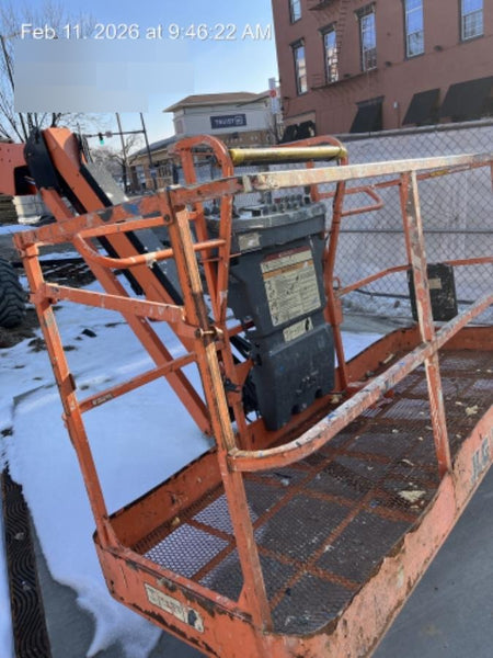 2019 JLG 800AJ