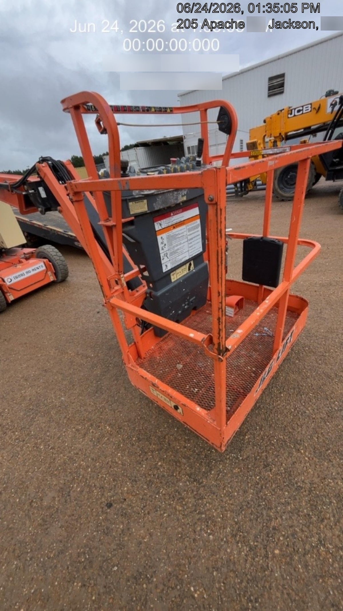 2019 JLG E300AJP