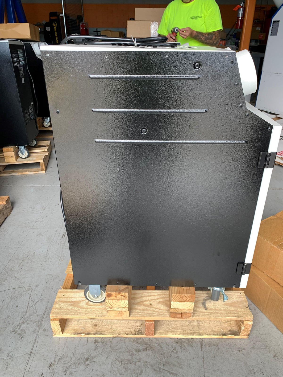 2022 KWIKOOL KPAC1811-2
