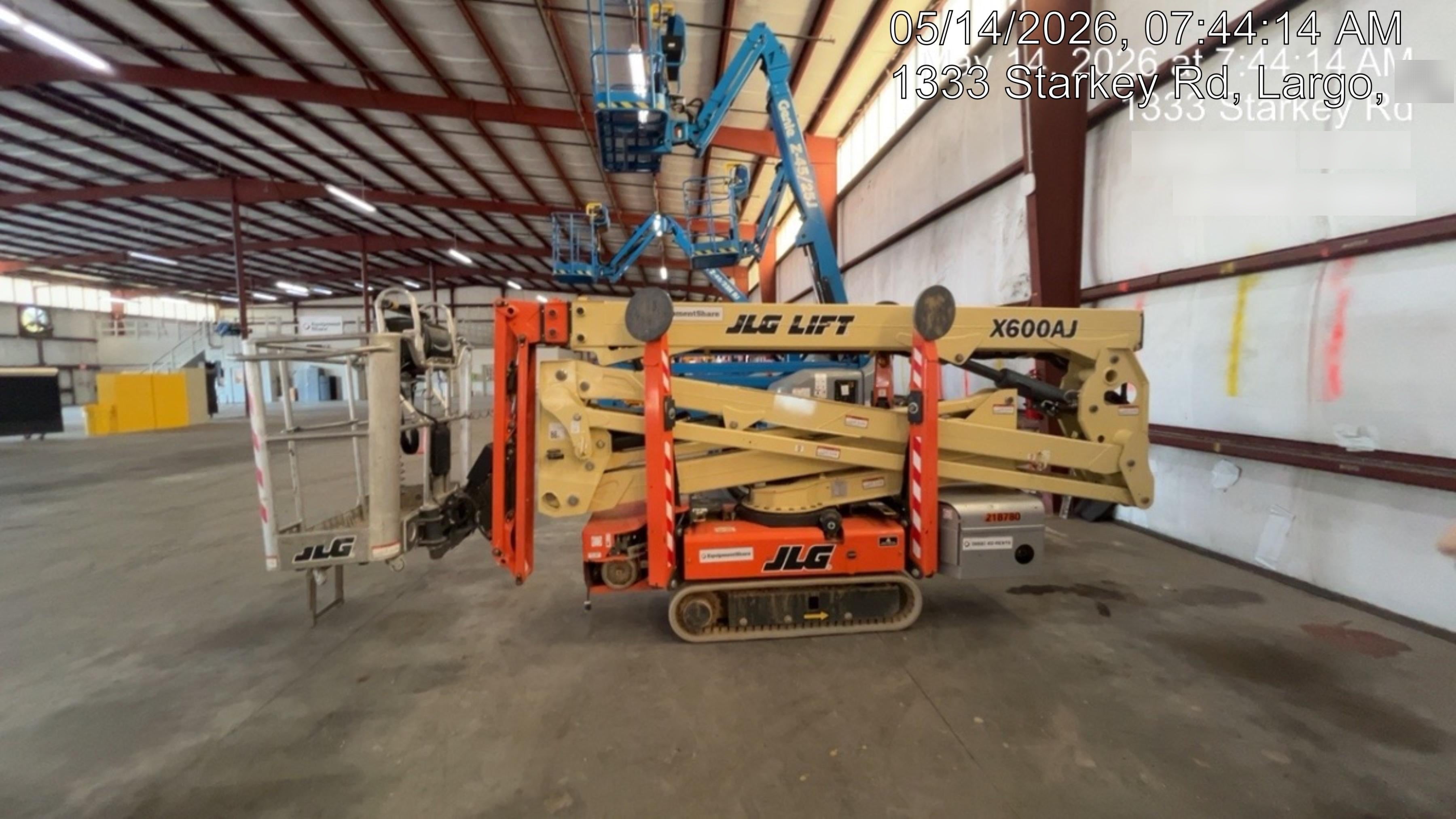 2022 JLG X600AJ