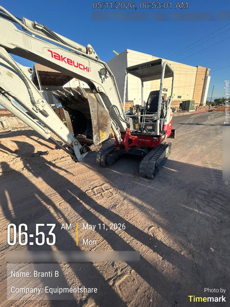 2022 TAKEUCHI TB235-2R