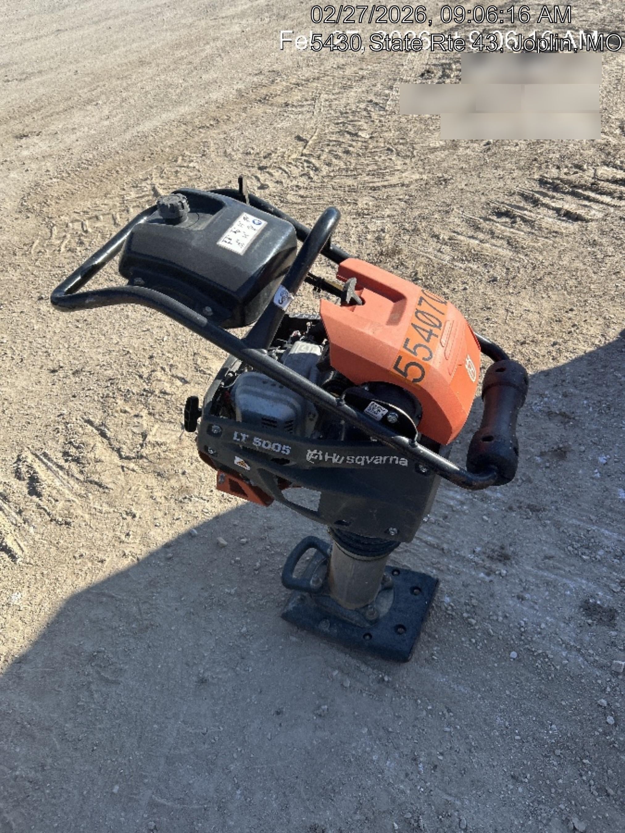 2025 HUSQVARNA LT5005