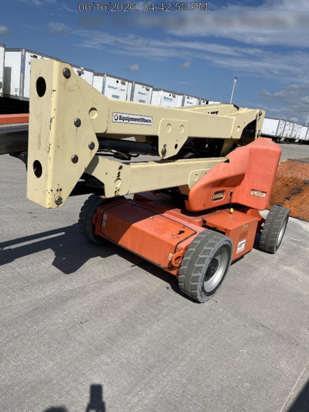 2019 JLG E450AJ