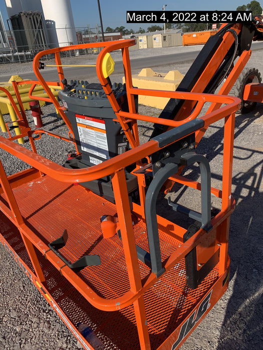 2021 JLG 600AJ