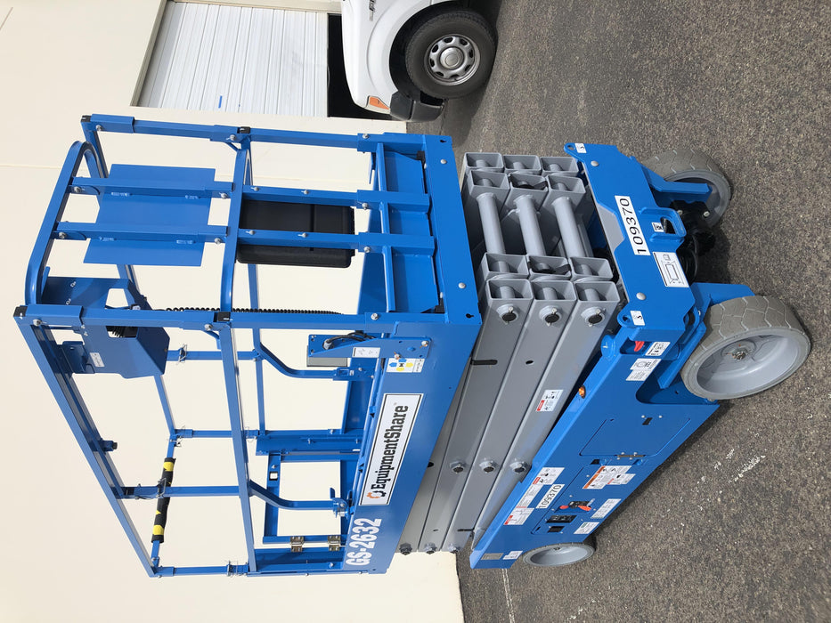 2020 Genie GS-2632 Solid NM Tires, Folding Rails with Half-Height Swing Gate, Beacon, 800W Invertor