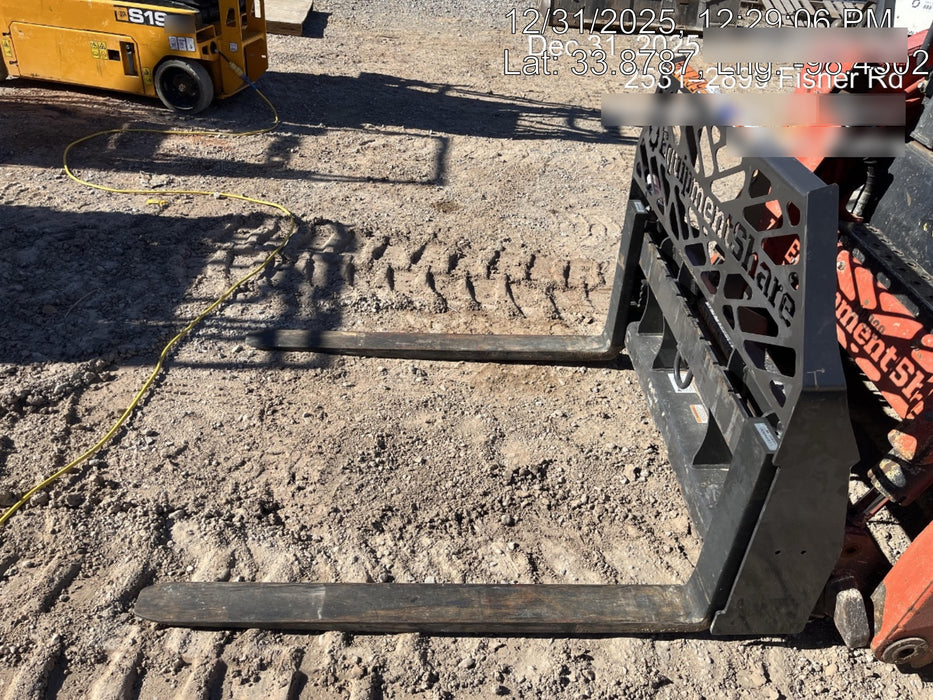 2025 PALADIN 48" Pallet Forks - Paladin