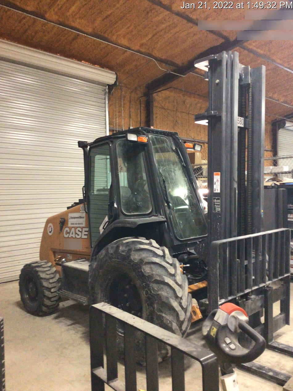 2022 CASE 588H