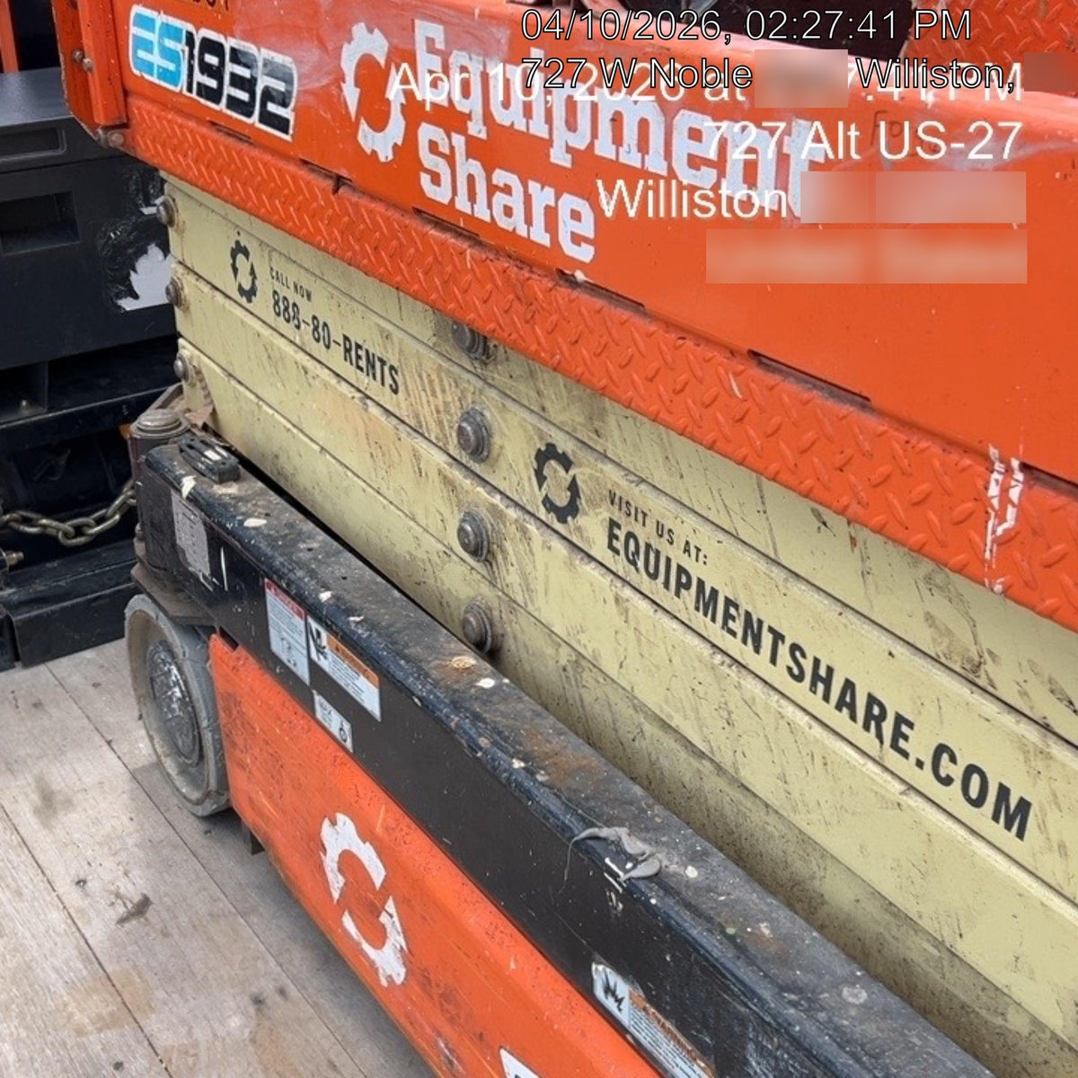 2022 JLG ES1932