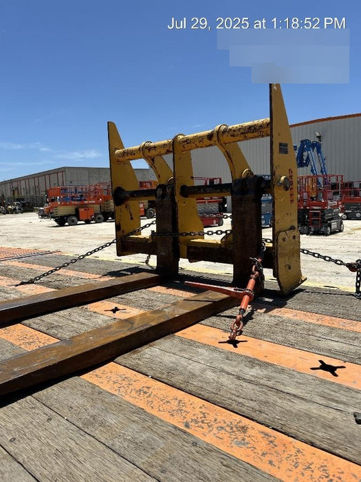2020 JOHN DEERE 96" Loader Fork Carriage - John Deere