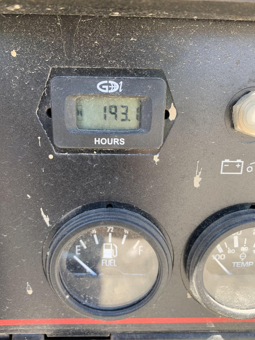 2019 Lincoln Electric Vantage 322 Welder Ready-Pak 3, Two wheel trailer, Fender and Light kit, Cable Rack