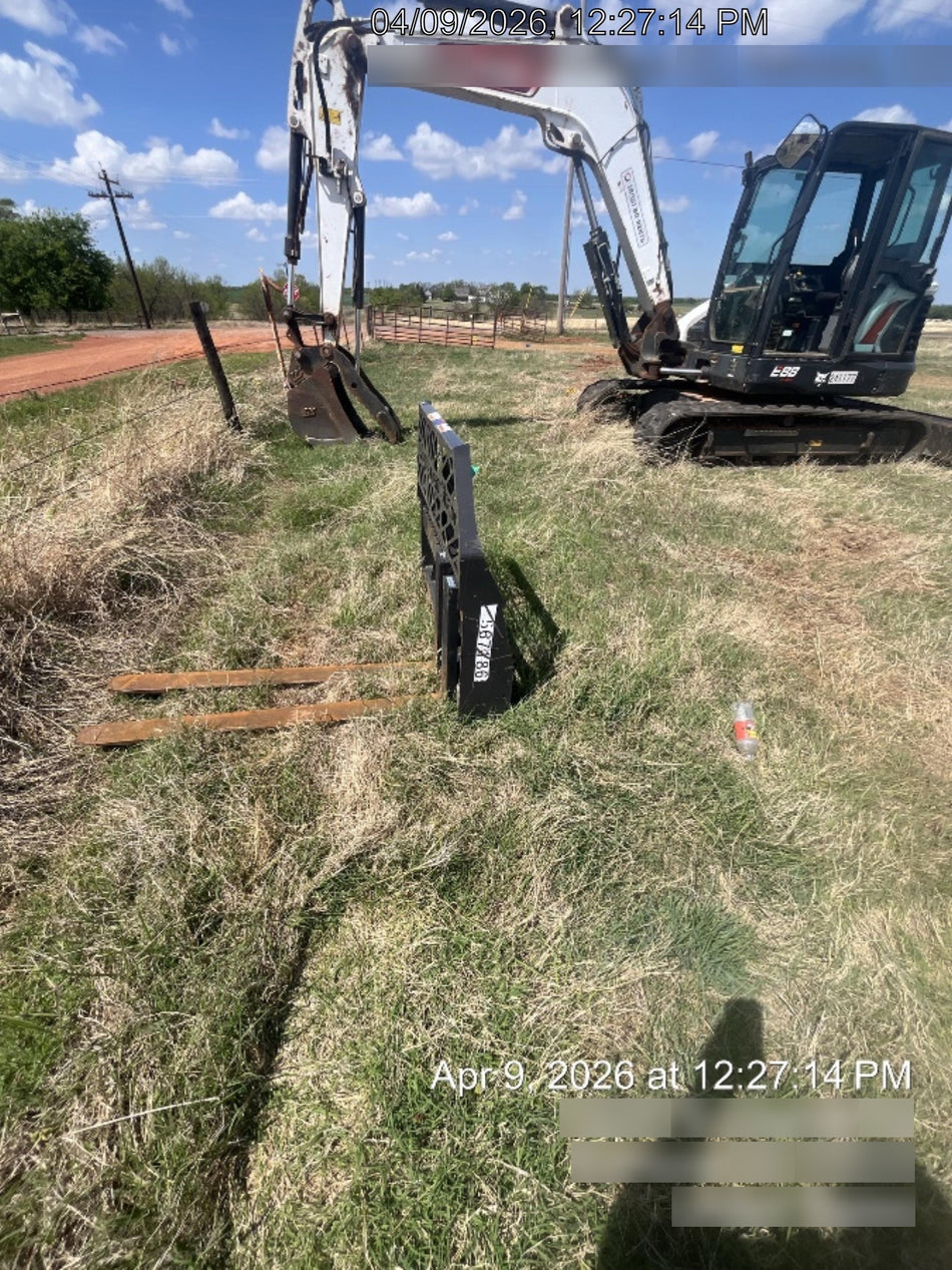 2025 PALADIN 48" Pallet Forks - Paladin
