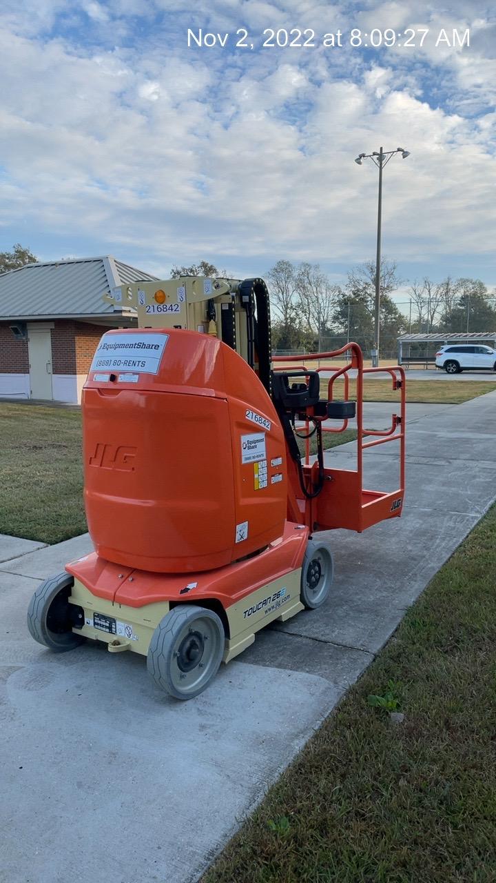2022 JLG 26E
