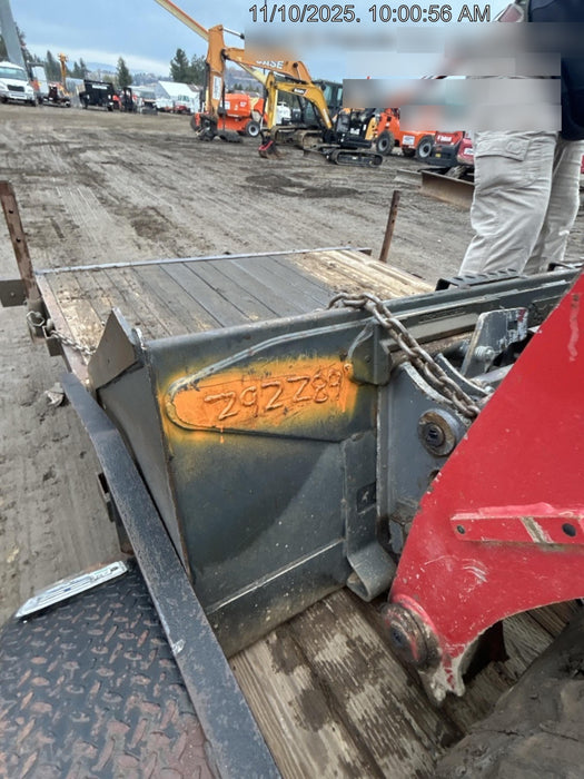 2021 TAKEUCHI TL8R2-CR