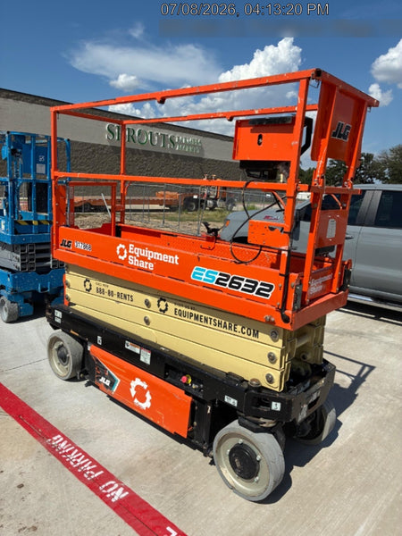 2023 JLG ES2632