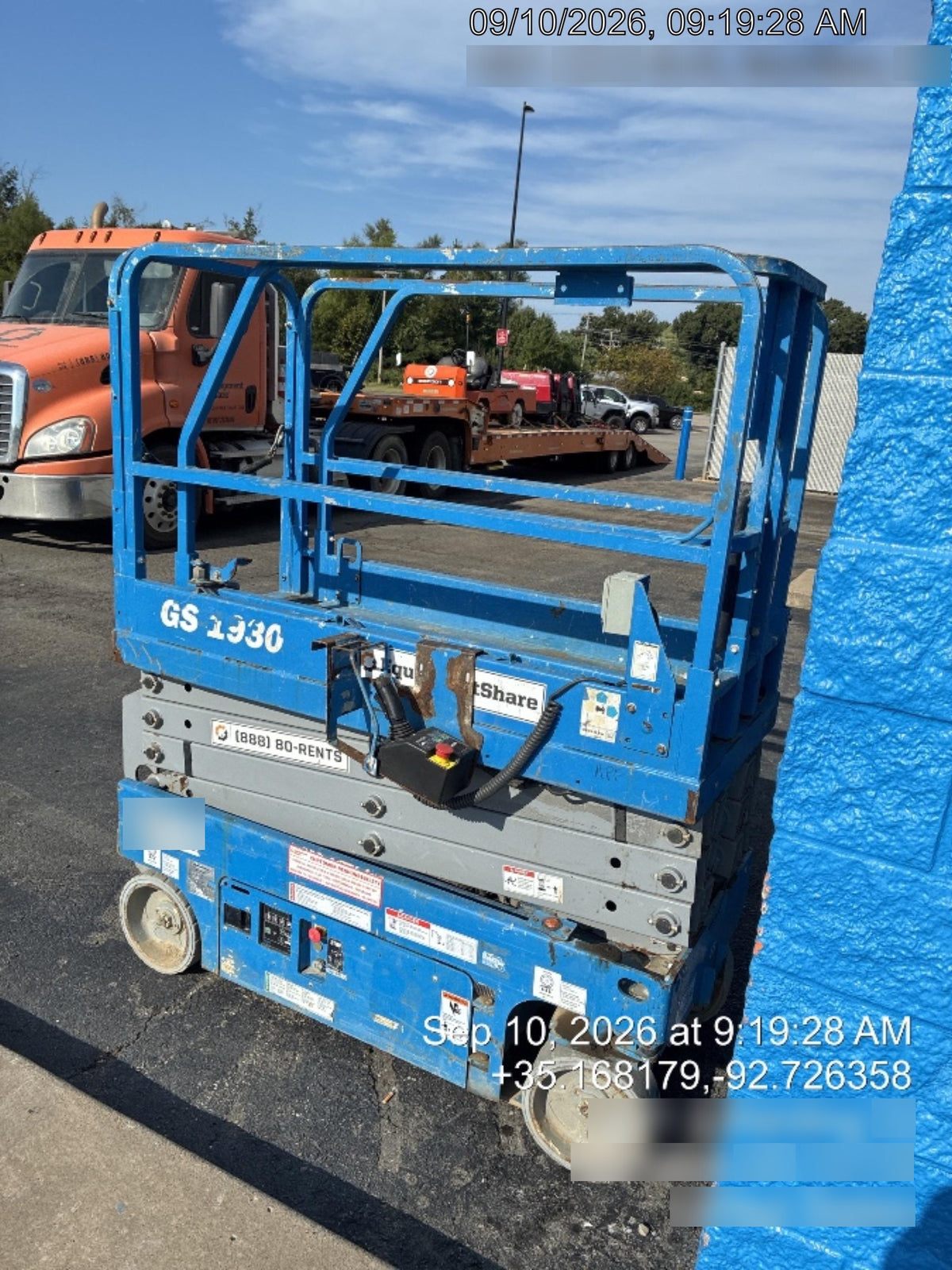 2019 Genie GS-1930 Fixed Rails with Chain Entry