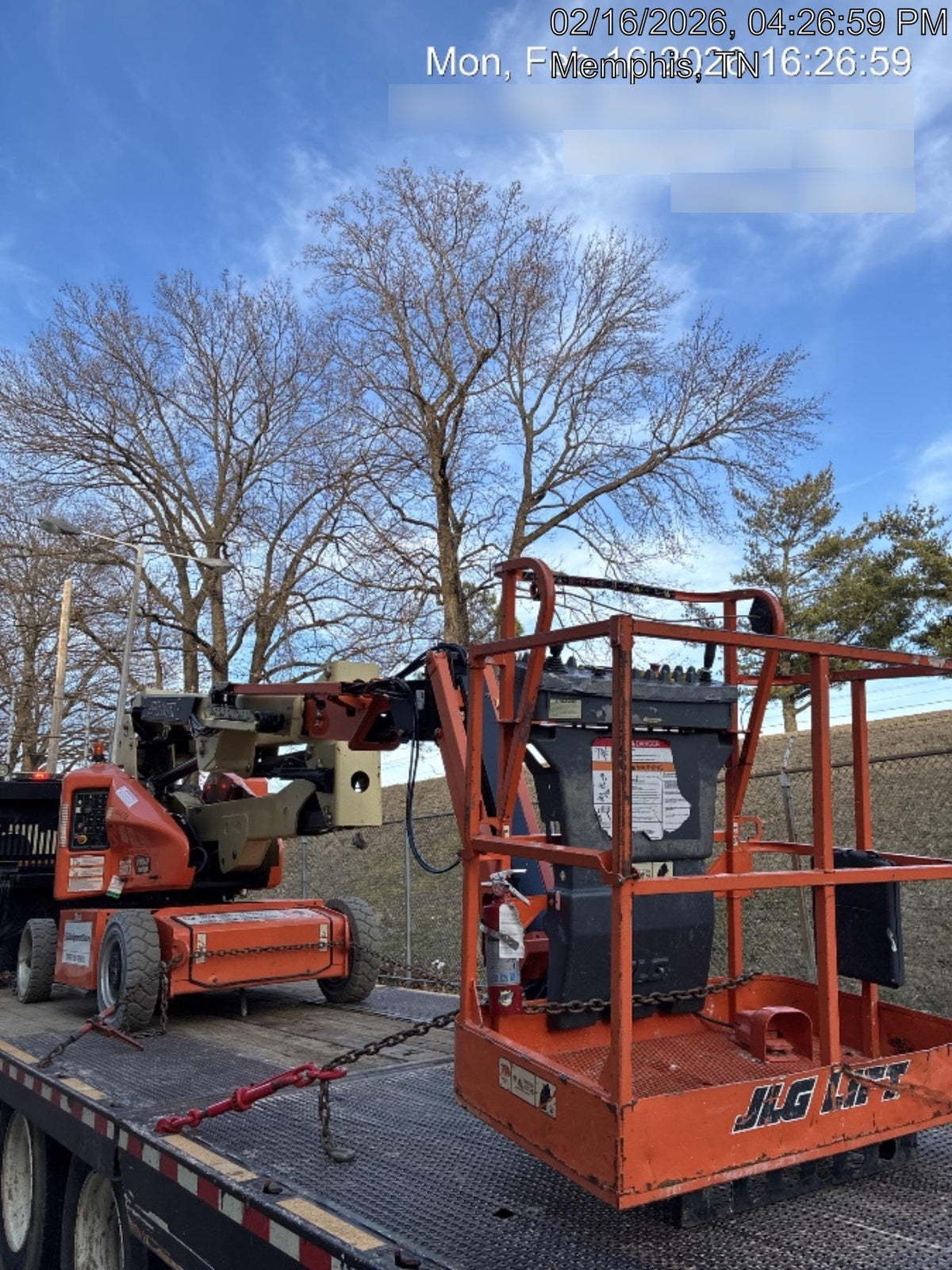 2019 JLG E400AJPN