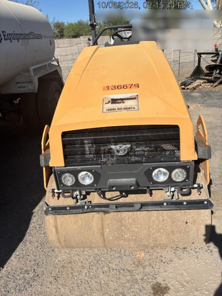 2021 CASE DV26E