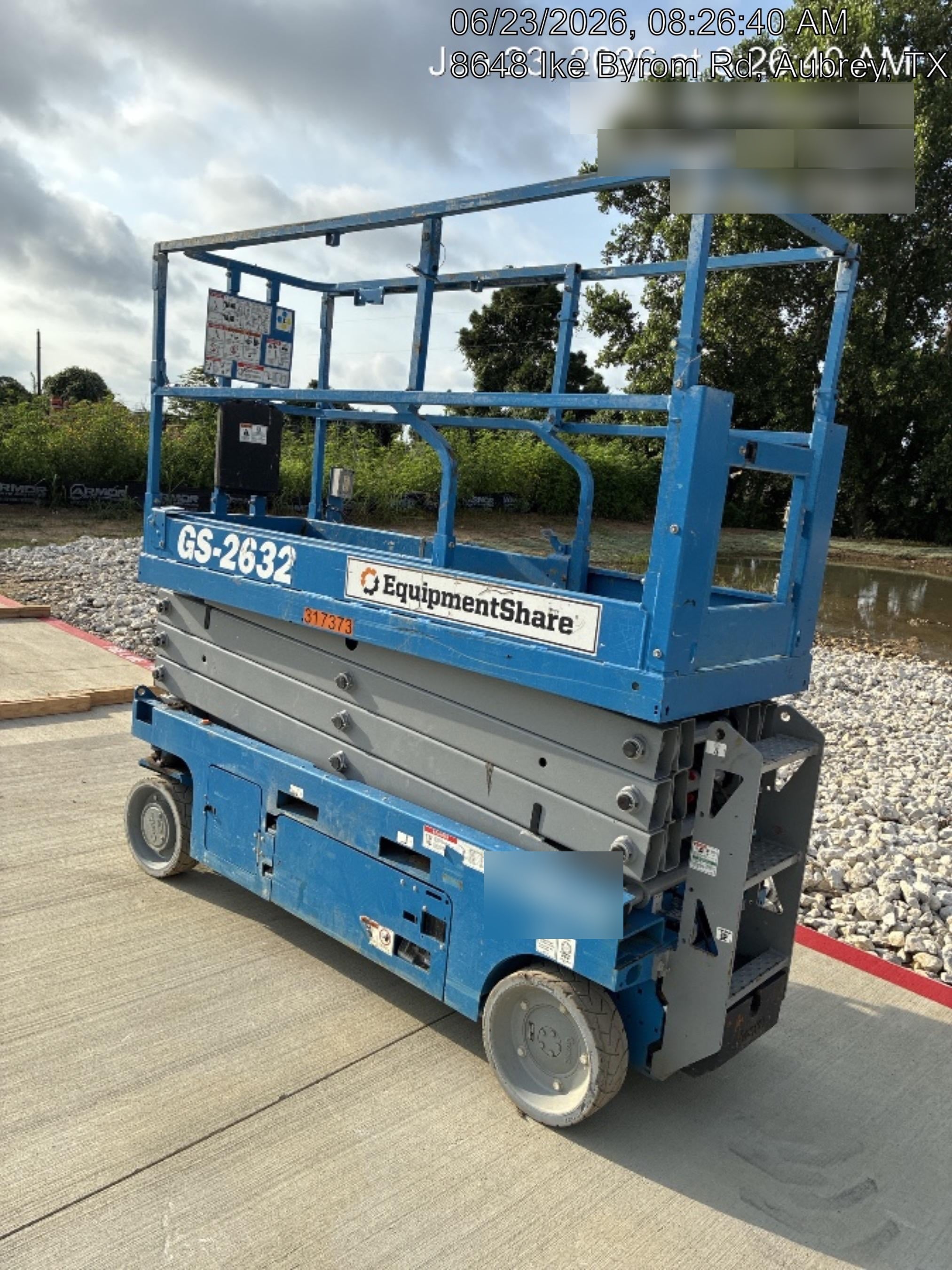 2023 GENIE GS-2632