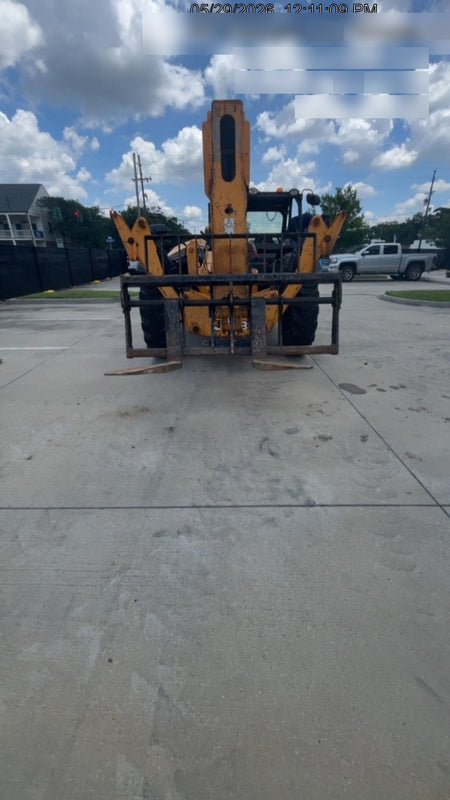 2019 JCB 510-56