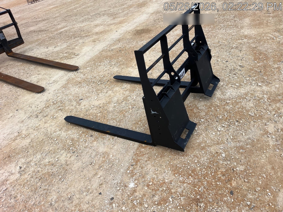 2026 ARROW MATERIAL HANDLING 48" Pallet Forks - Arrow