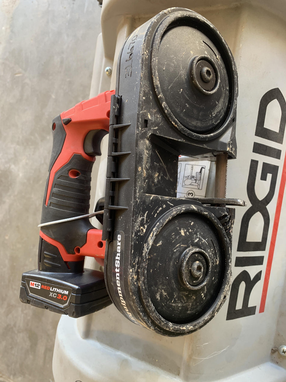 2023 MILWAUKEE 2429-21XC