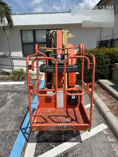 2022 JLG 26E