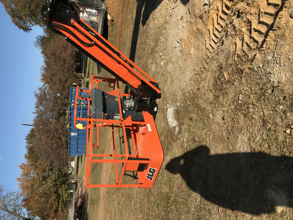 2019 JLG 600AJ