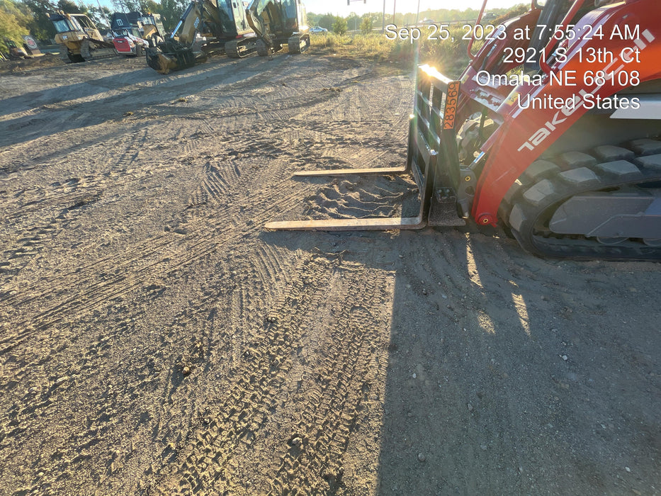 2022 ARROW MATERIAL HANDLING 48" Pallet Forks - Arrow