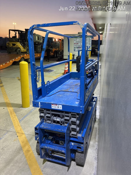 2019 Genie GS-1930 Fixed rails with chain Entry