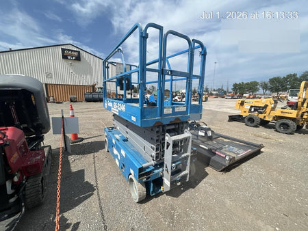 2018 Genie GS-3246 GS-3246 w/Folding rails, Full height swing gate