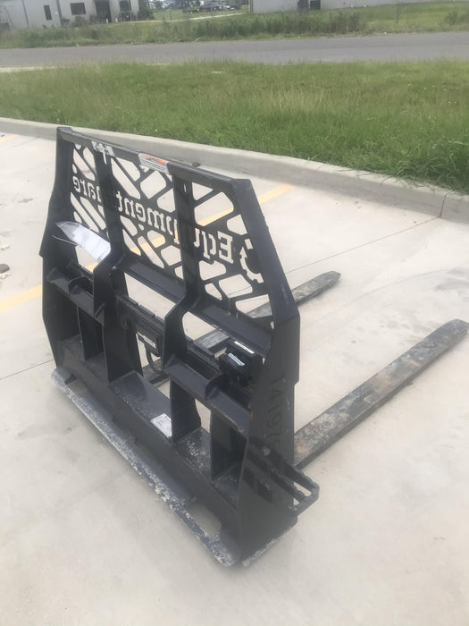 2021 PALADIN 48" Pallet Forks - Paladin