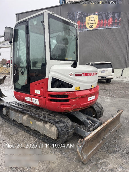 2023 TAKEUCHI TB250-2CR