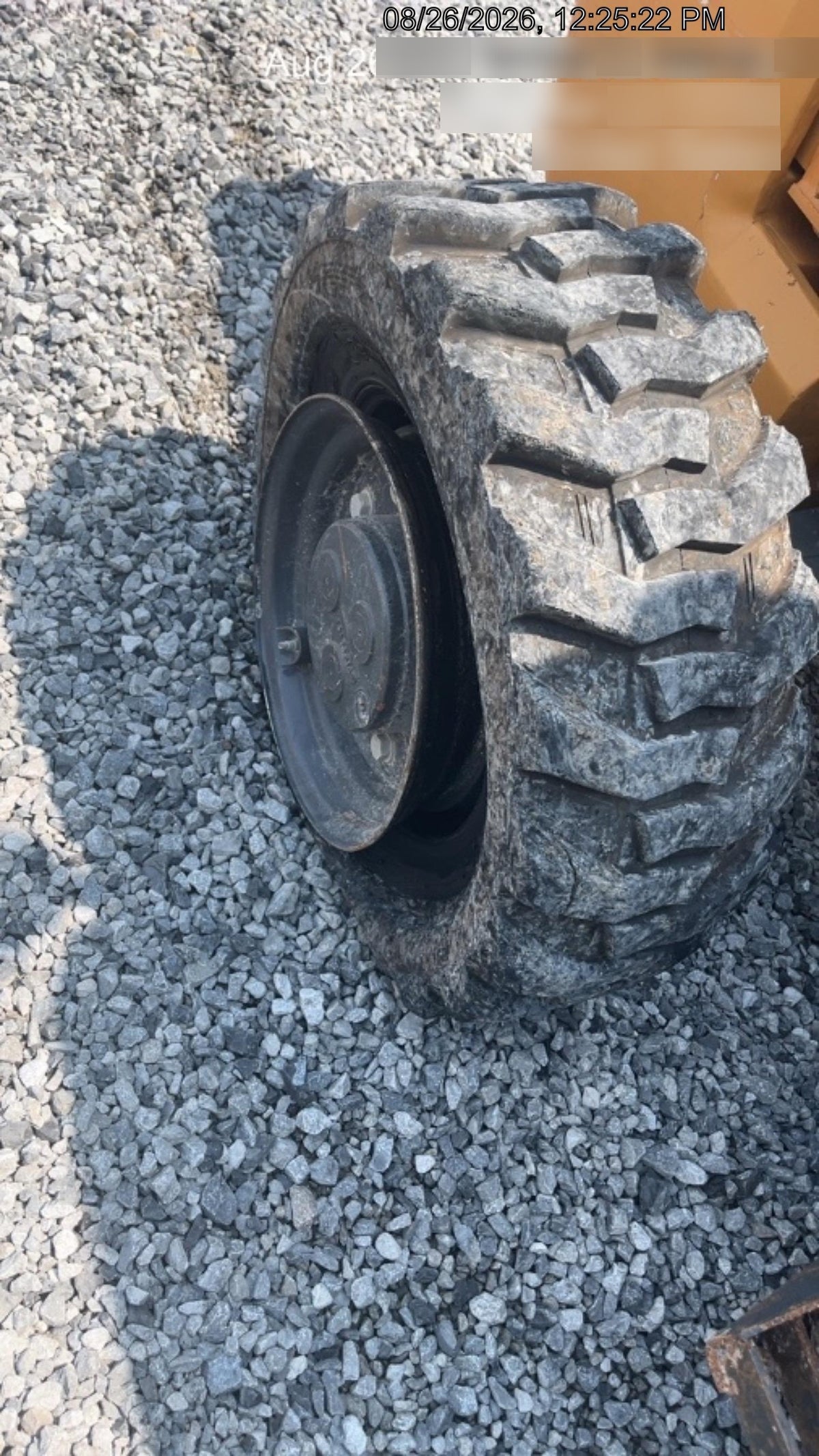 2019 CASE 588H