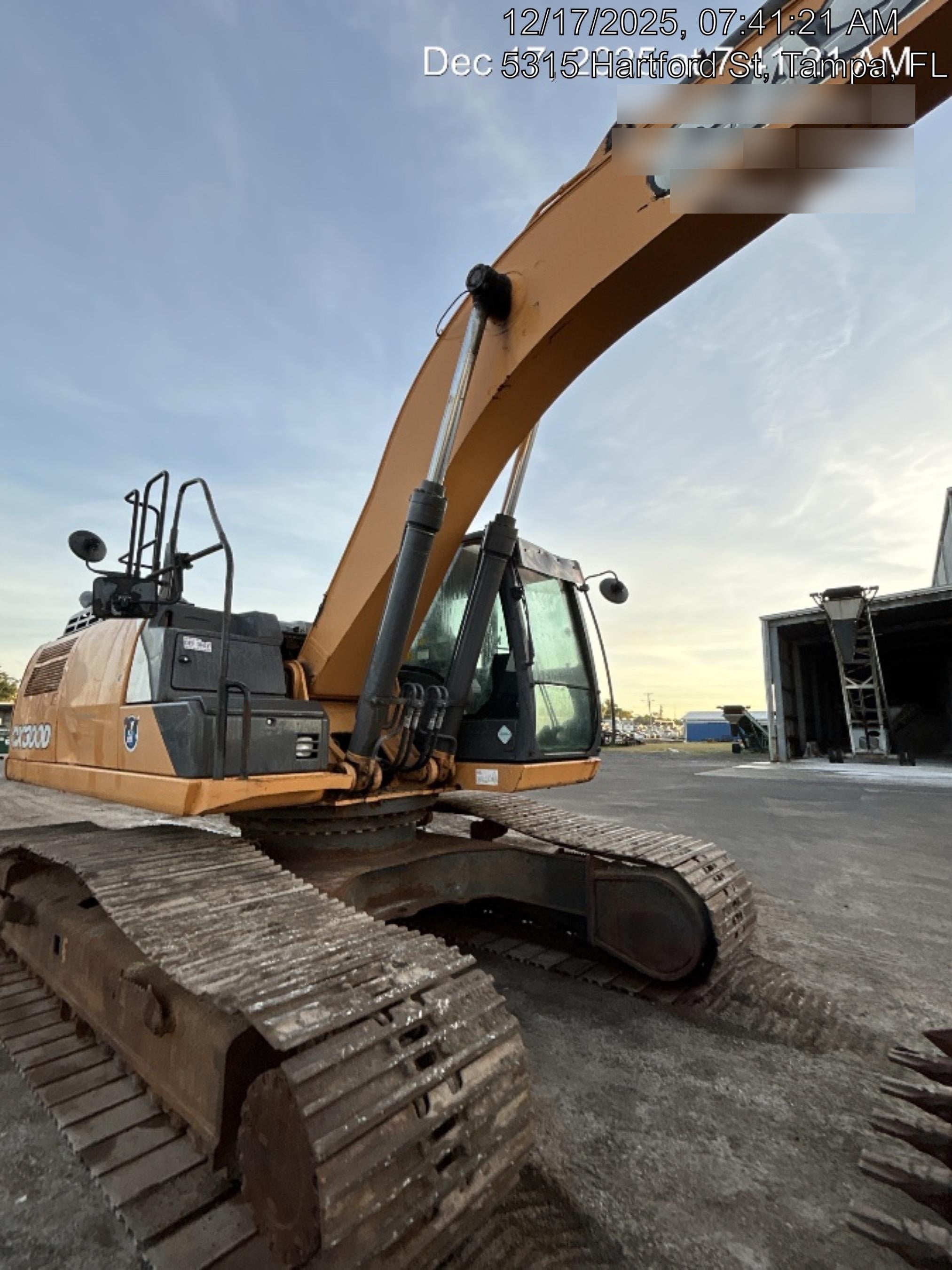 2016 Case CX300D CAB A/C, 12' ARM, STEEL TRACKS, THUMB
