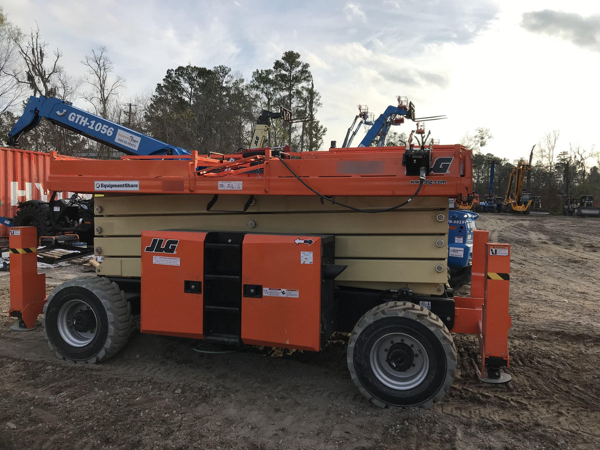 2019 JLG 430LRT