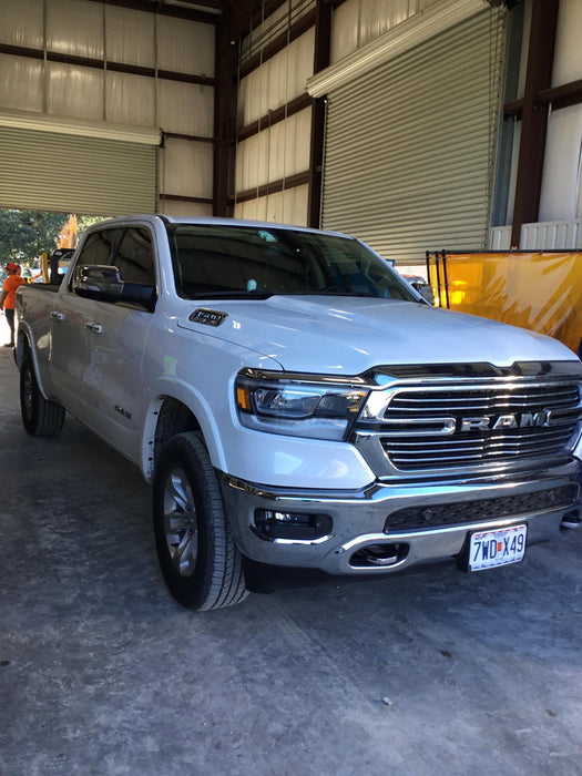 2019 RAM 1500 Premium 5.7L V8 Hemi Laramie 1500 Crew Cab 4WD