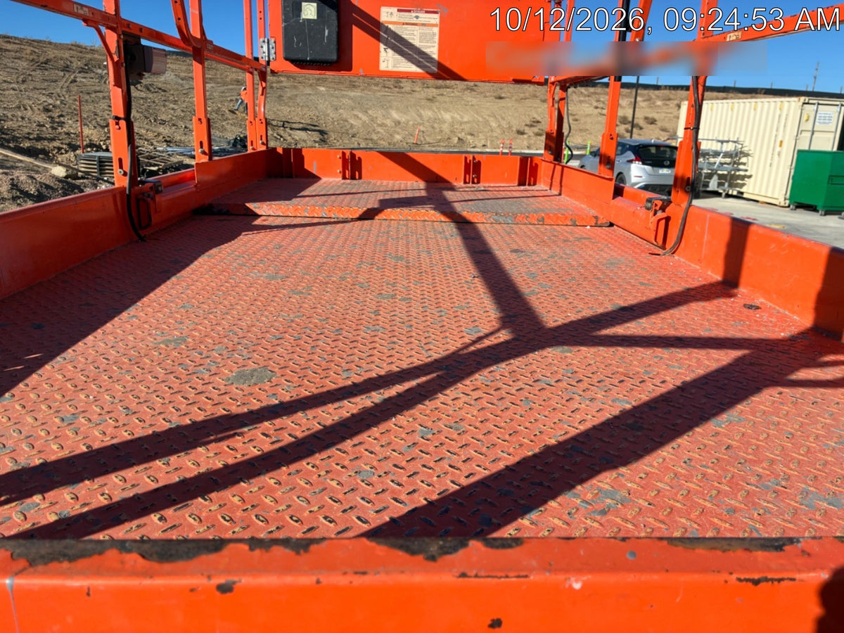 2022 JLG RT3369